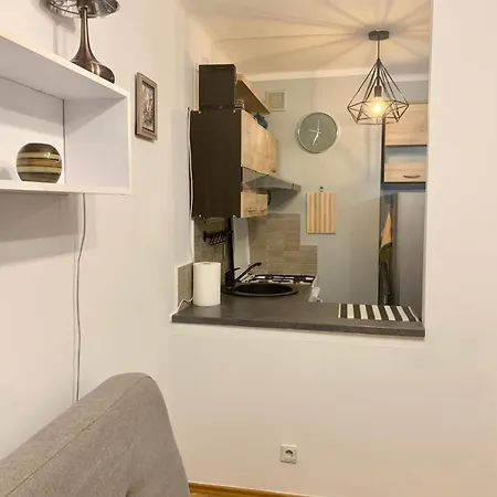 Mieszkanie Przy Metrze Rondo Onz